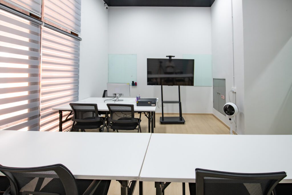 infosyte_office-2026_114_Amber