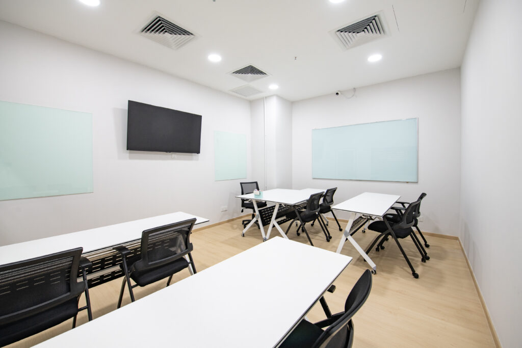 infosyte_office-2026_119_Emerald