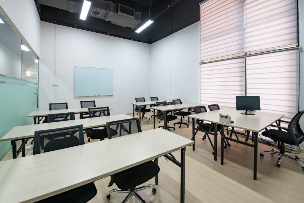 infosyte_office-2026_127_Sapphire