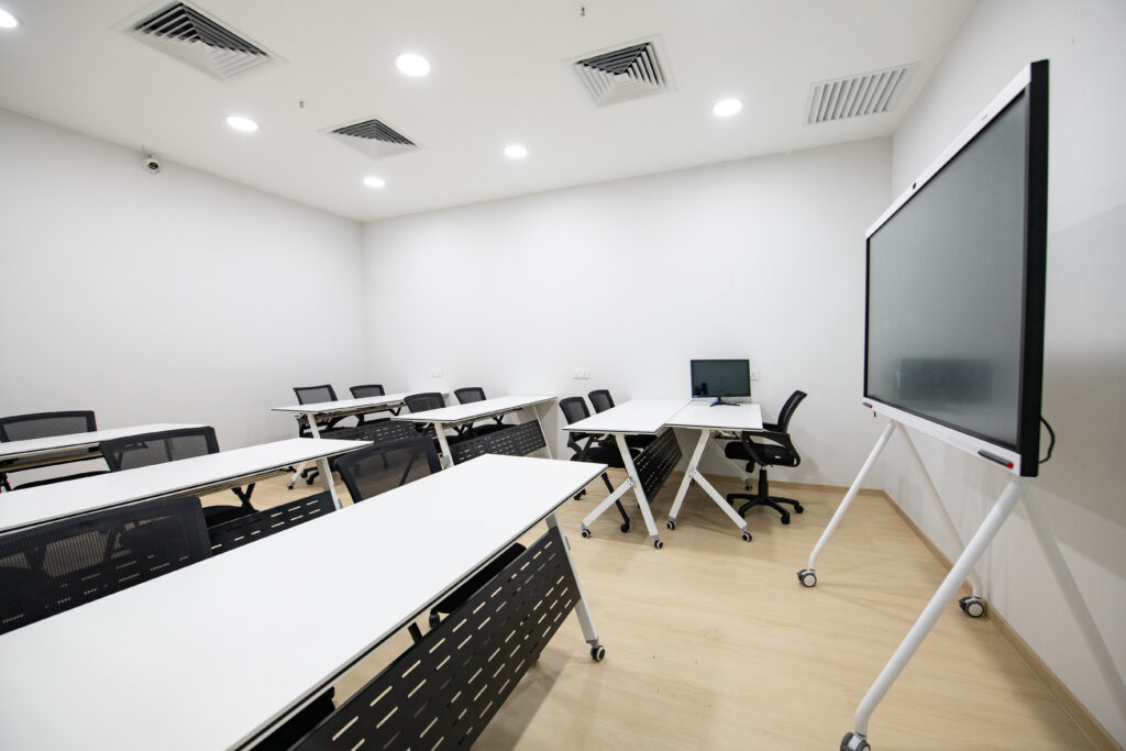 infosyte_office-2026_158_Opal